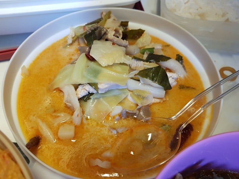 ต้มข่าเปรี้ยวหวานกำลังดี