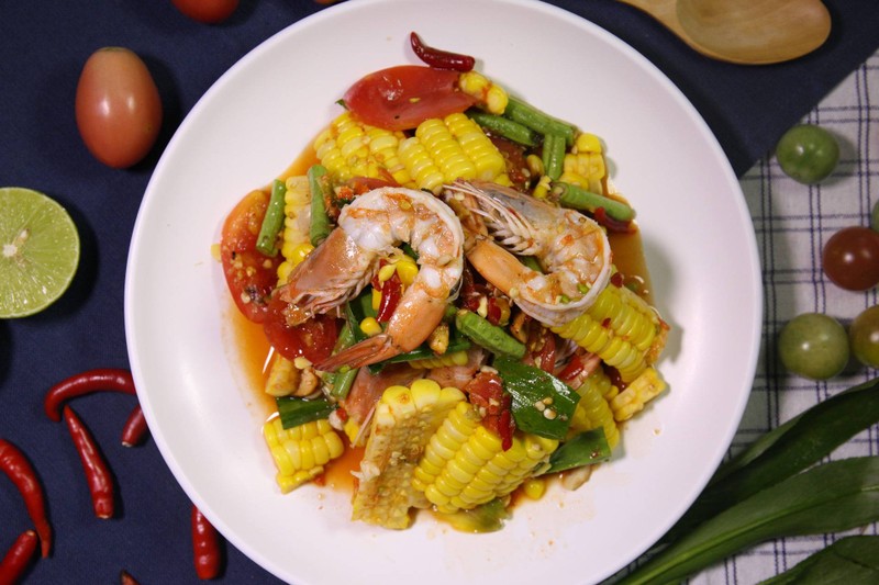 ตำข้าวโพดกุ้งลวกไทย