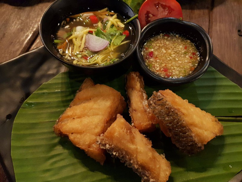 ปลาม้าทอดน้ำปลา