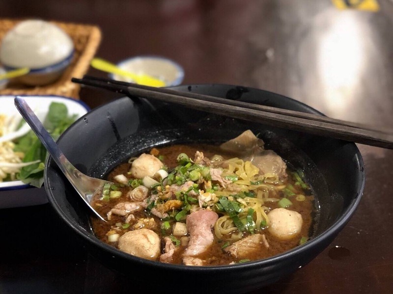 ชามหมู