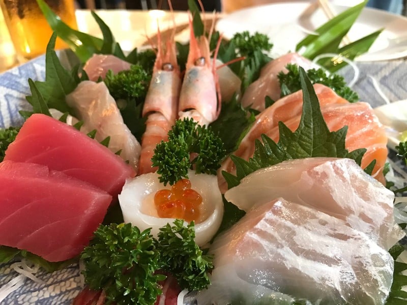 ปลาดิบรวม มีหลายอย่าง