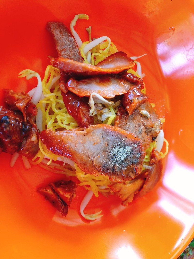 บะหมี่แห้งหมูเทพ