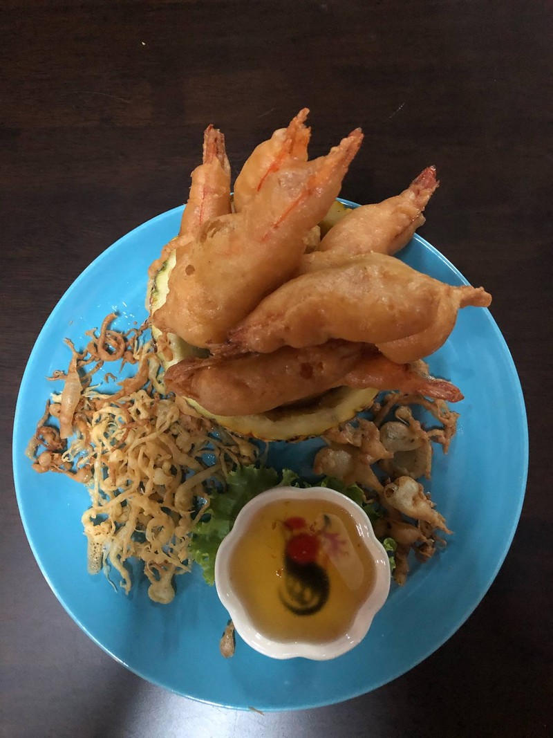 กุ้งชุบแป้งทอด