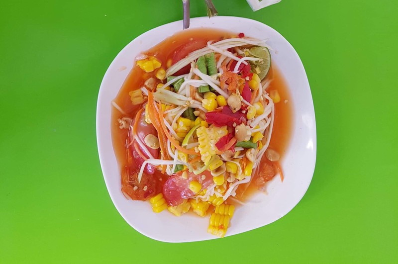 ส้มตำข้าวโพด