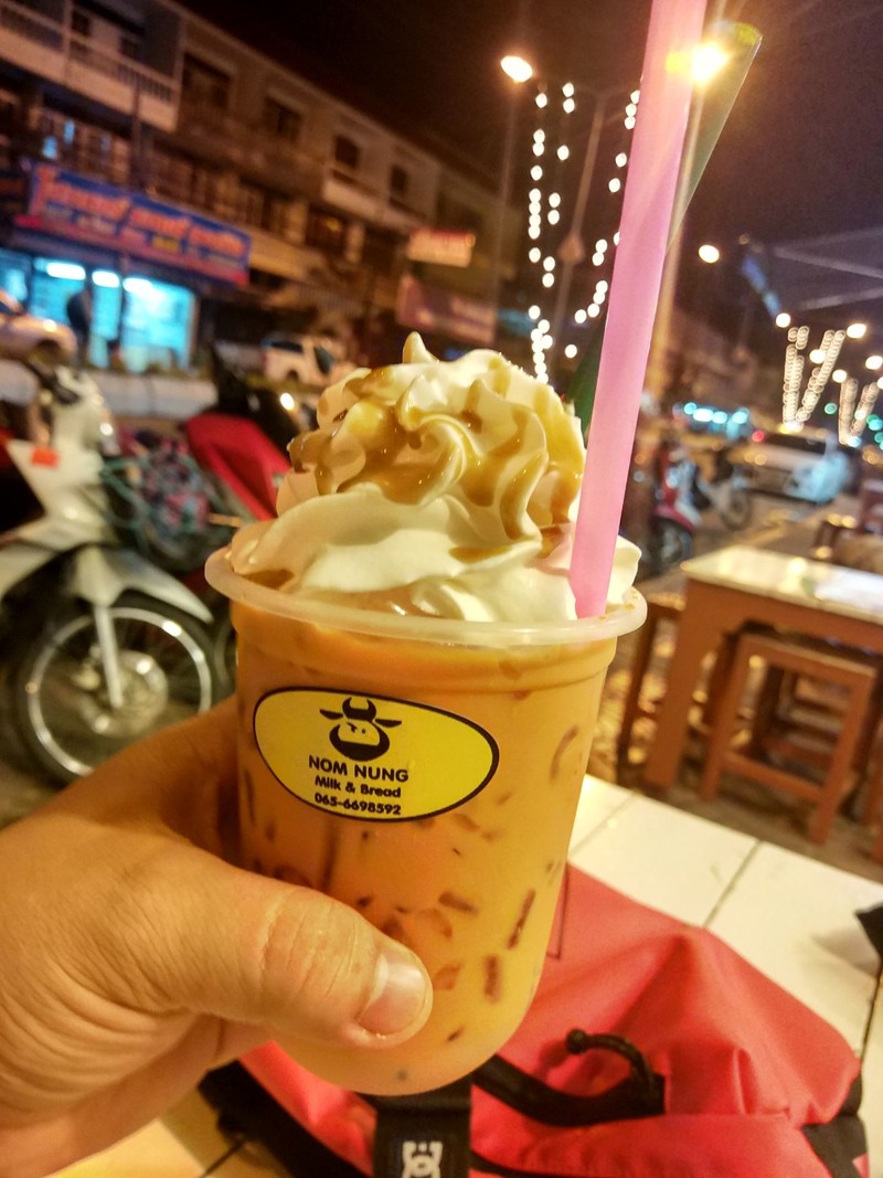 เจ้าของร้านใจดี๊ดี อร่อยทุกอย่างครับ