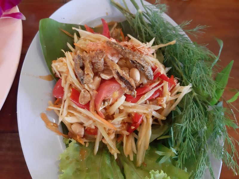 ส้มตำไข่เค็ม