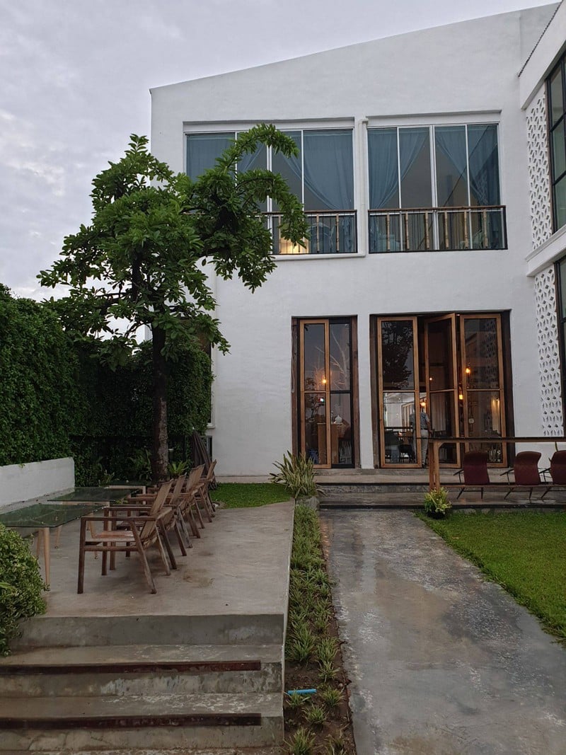 มีที้ง Indoor และ Outdoor