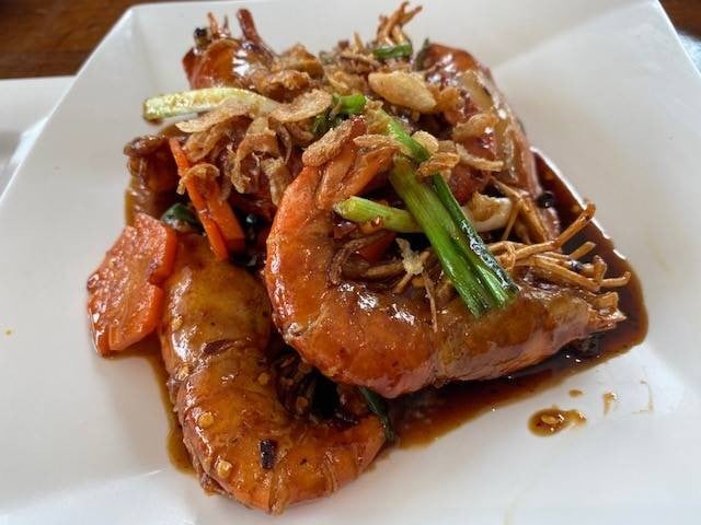 กุ้งราดซอสมะขาม