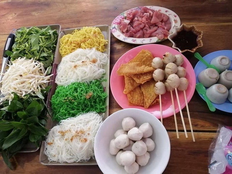 ชาบูก๋วยเตี๋ยวเรือ