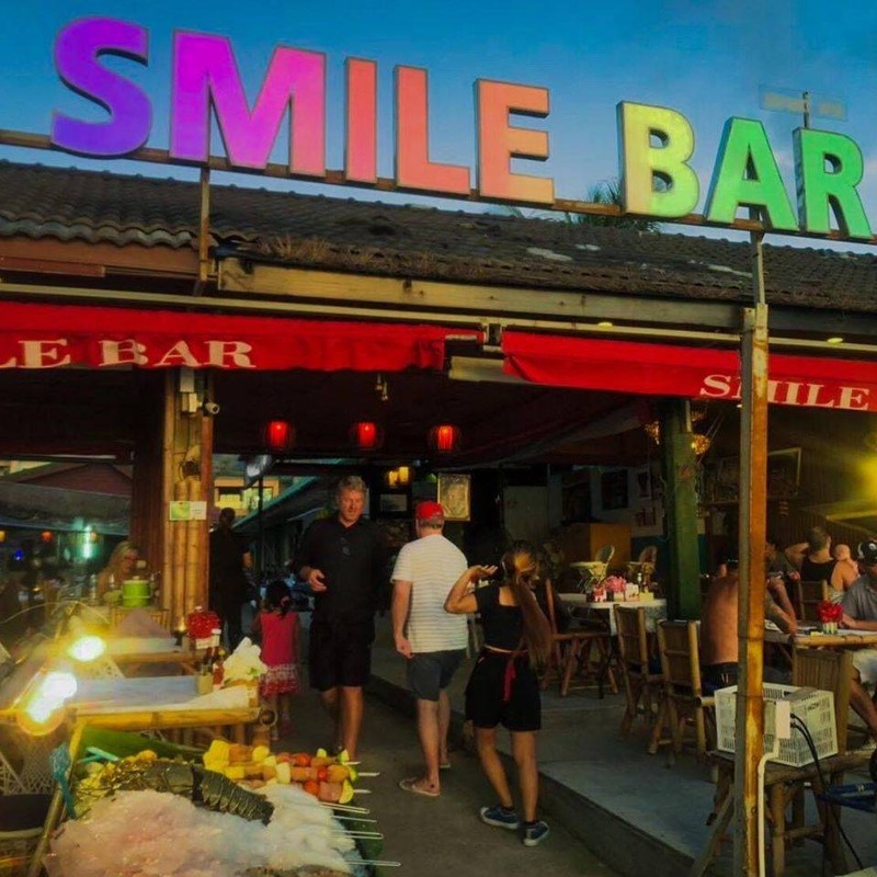 Smile Bar