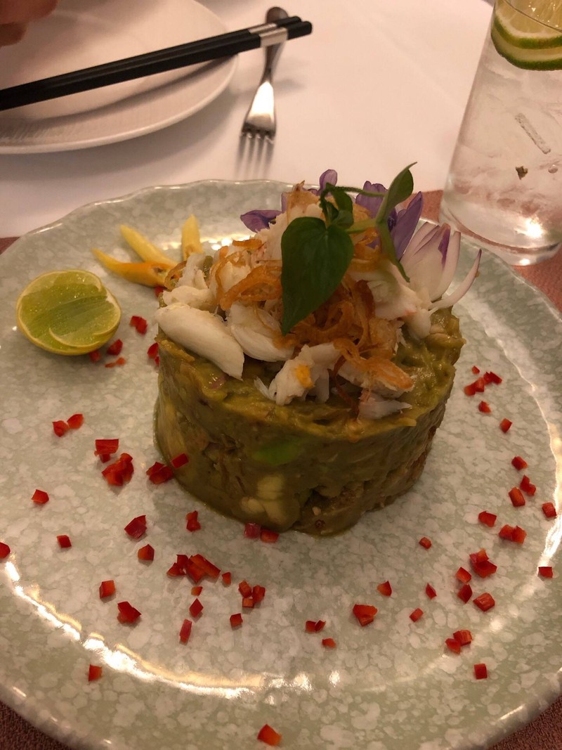 Avocado and crabs