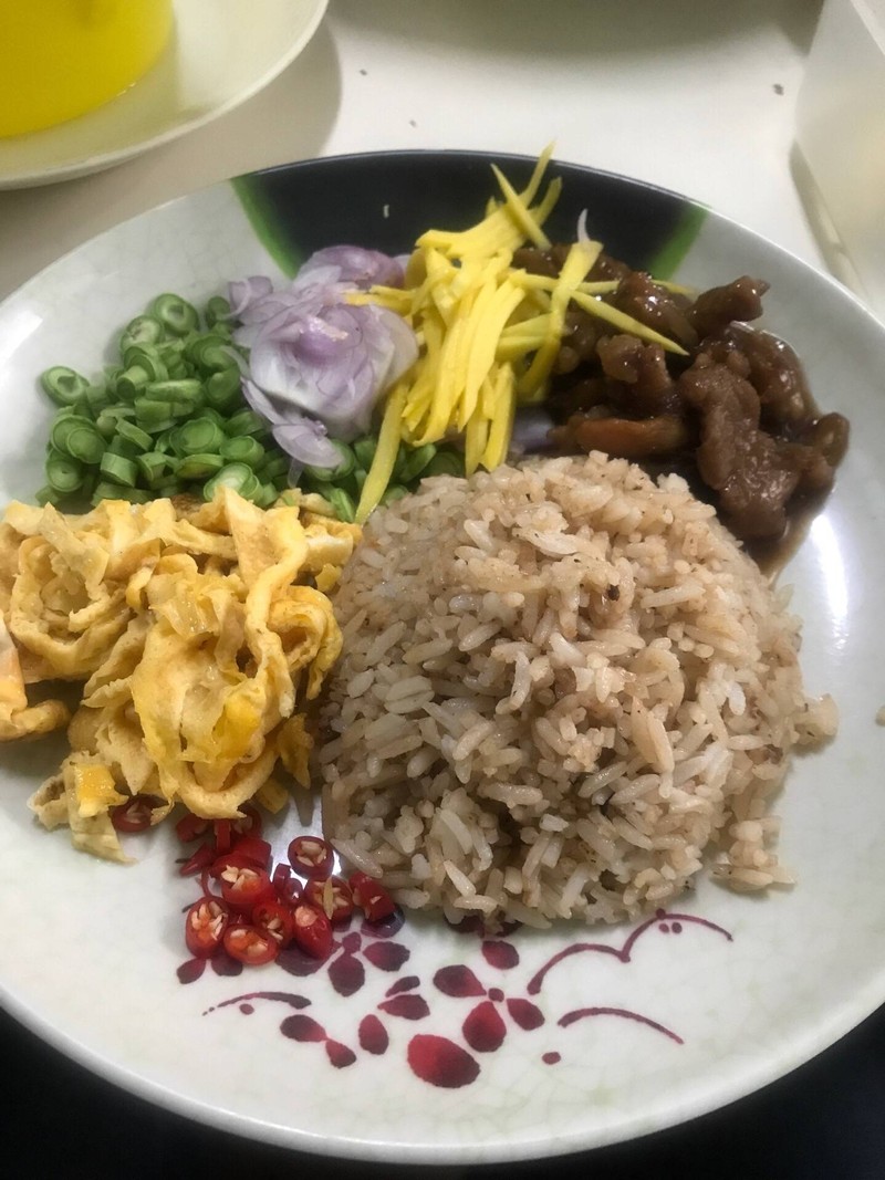 บางวันมีข้าวคลุกกะปิ