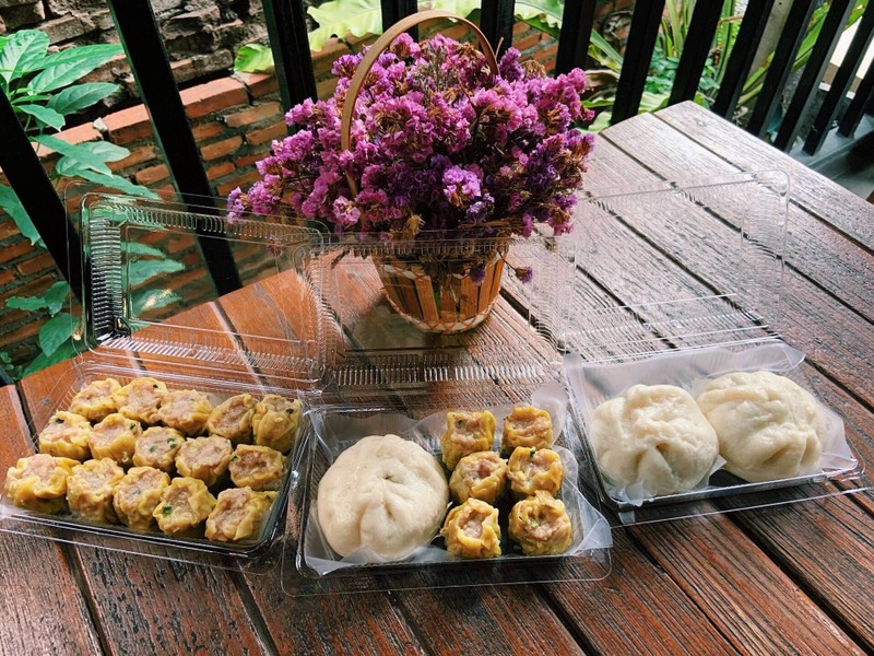 ขนมจีบ ซาลาเปาก็มีนะคะ