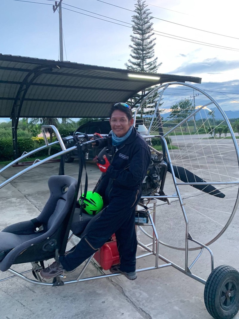 นักบินมืออาชีพ