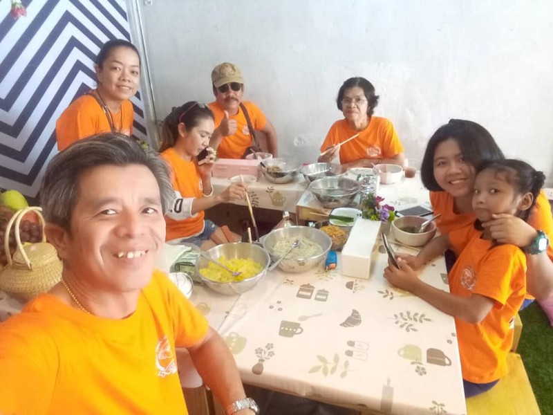 ก๋วยเต๊่ยวปากหม้ออร่อยๆ บรรยากาศสบายๆ บริการเป็นกันเอง 