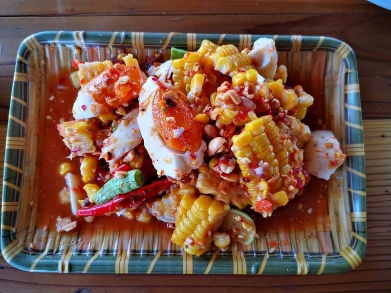 ตำข้าวโพดไข่เค็ม