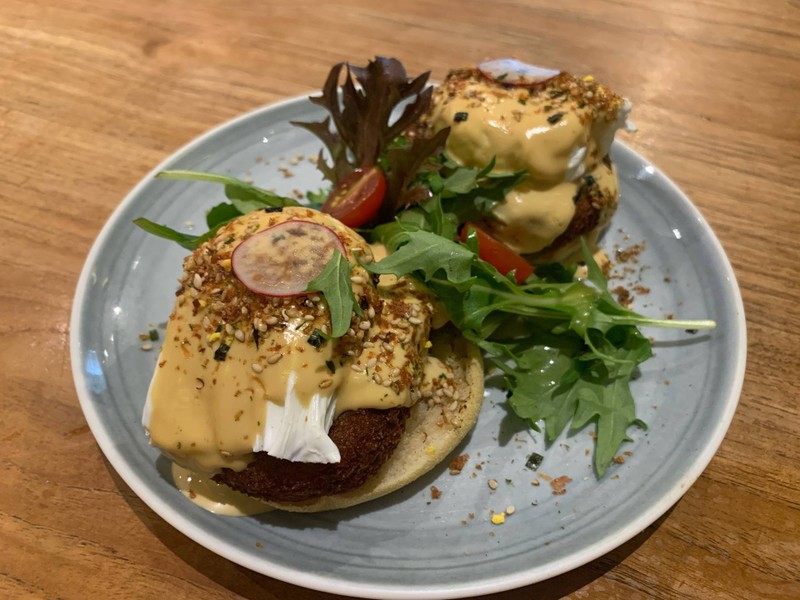 Crab Cake Benedict 