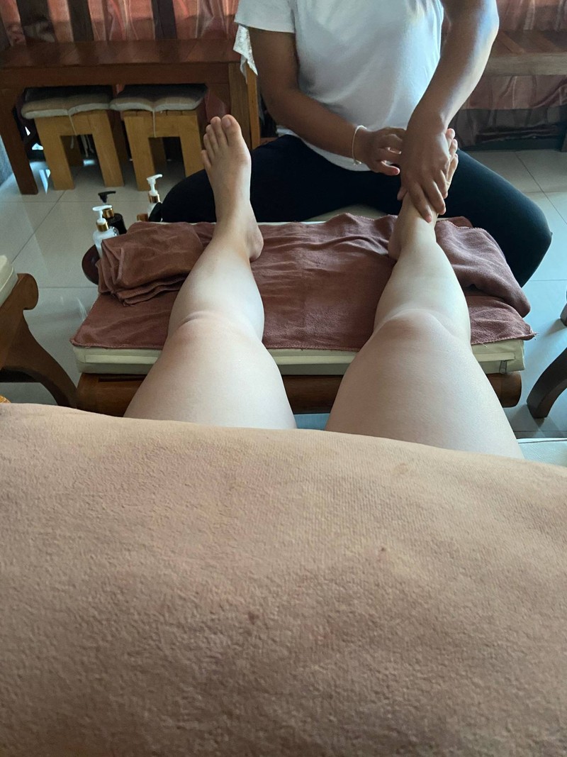 นวดเท้า