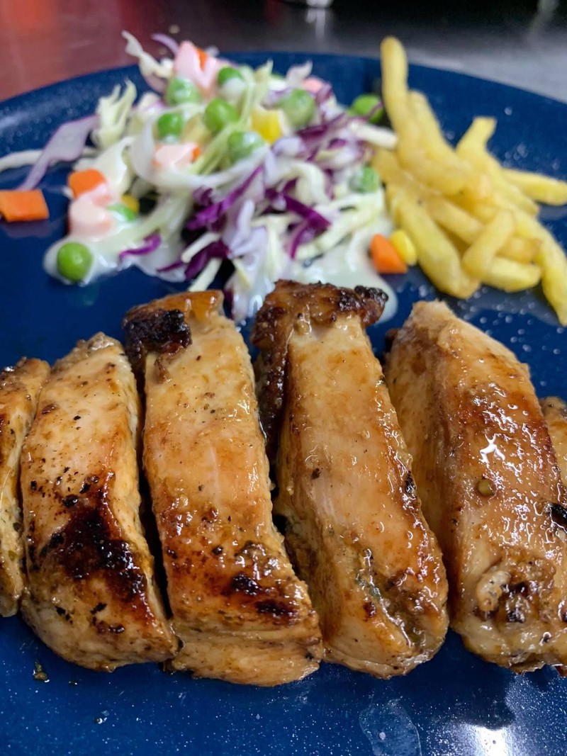 สเต็กไก่พริกไทยดำ 69บาท