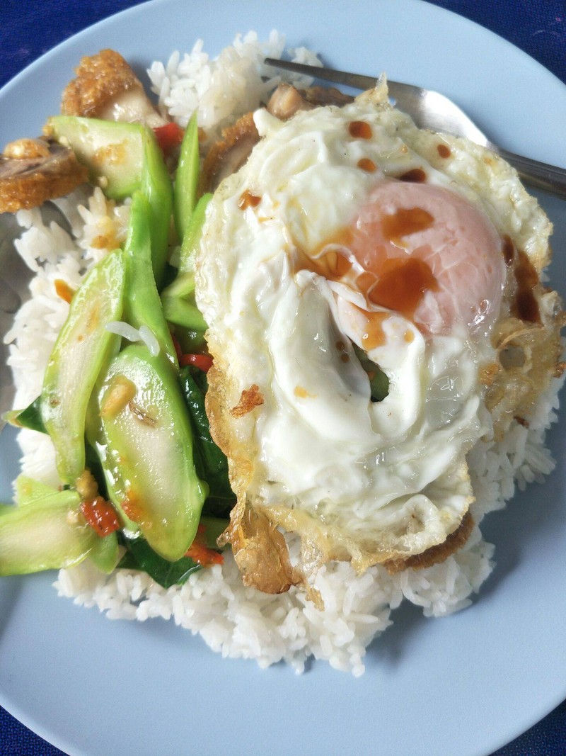 จานละ 45.- บาท