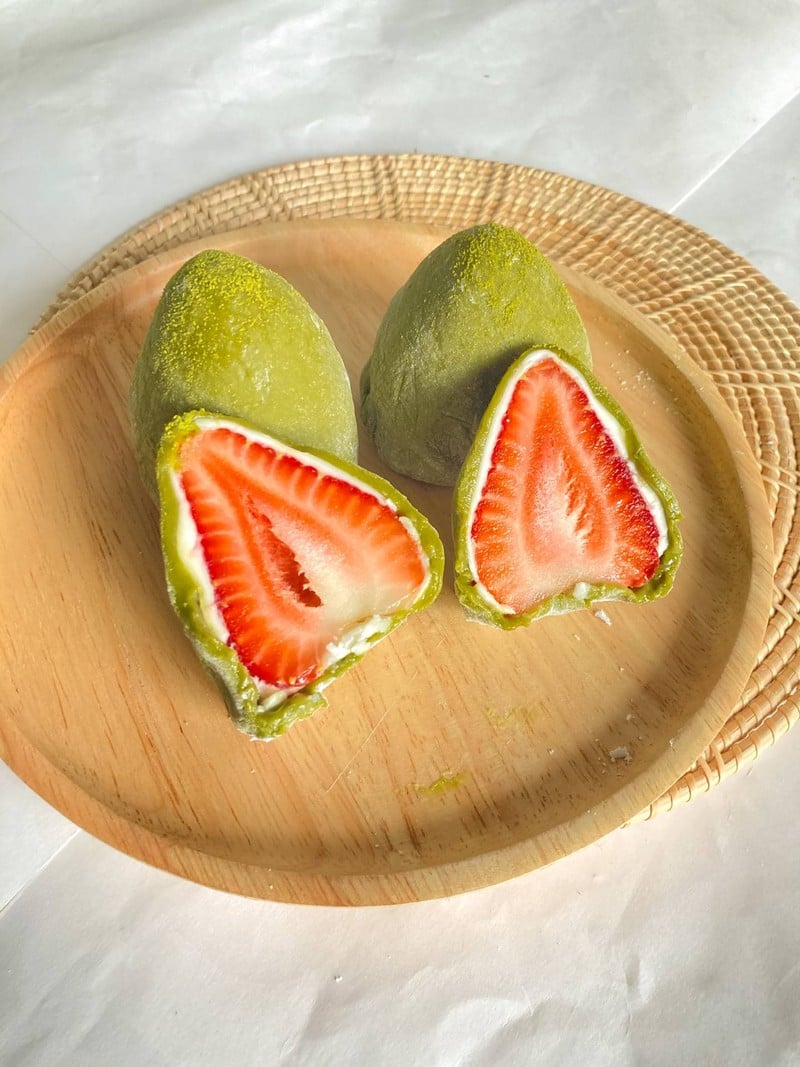 ไดฟุกุ สตรอเบอรี่ ชาเขียวมัทฉะ