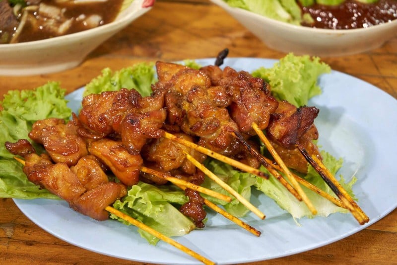 อายุน้อยร้อยละยี่