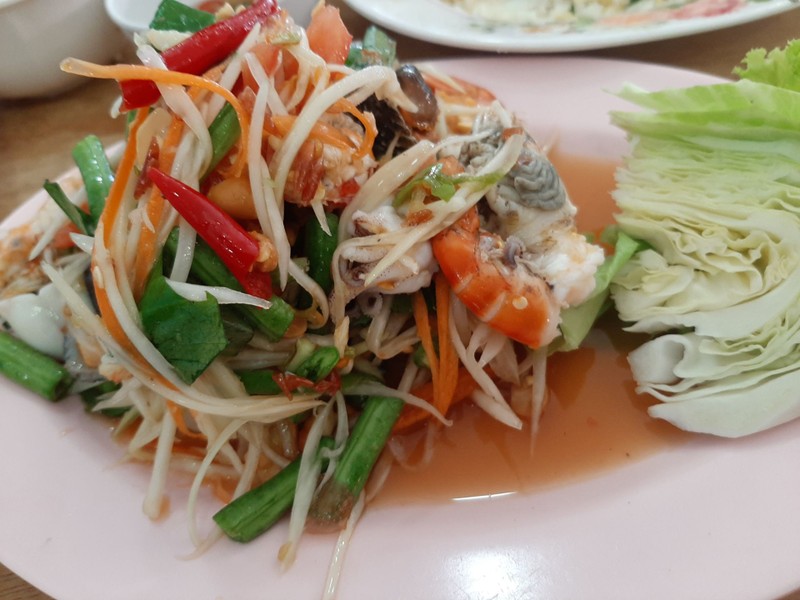 ส้มตำทะเล