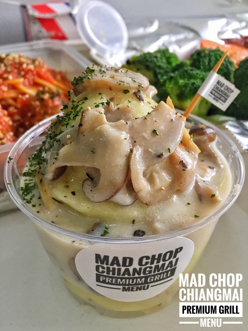 มันฝรั่งบดเนยสด ราดซอสเกรวี่ครีมเห็ดนานาชนิด