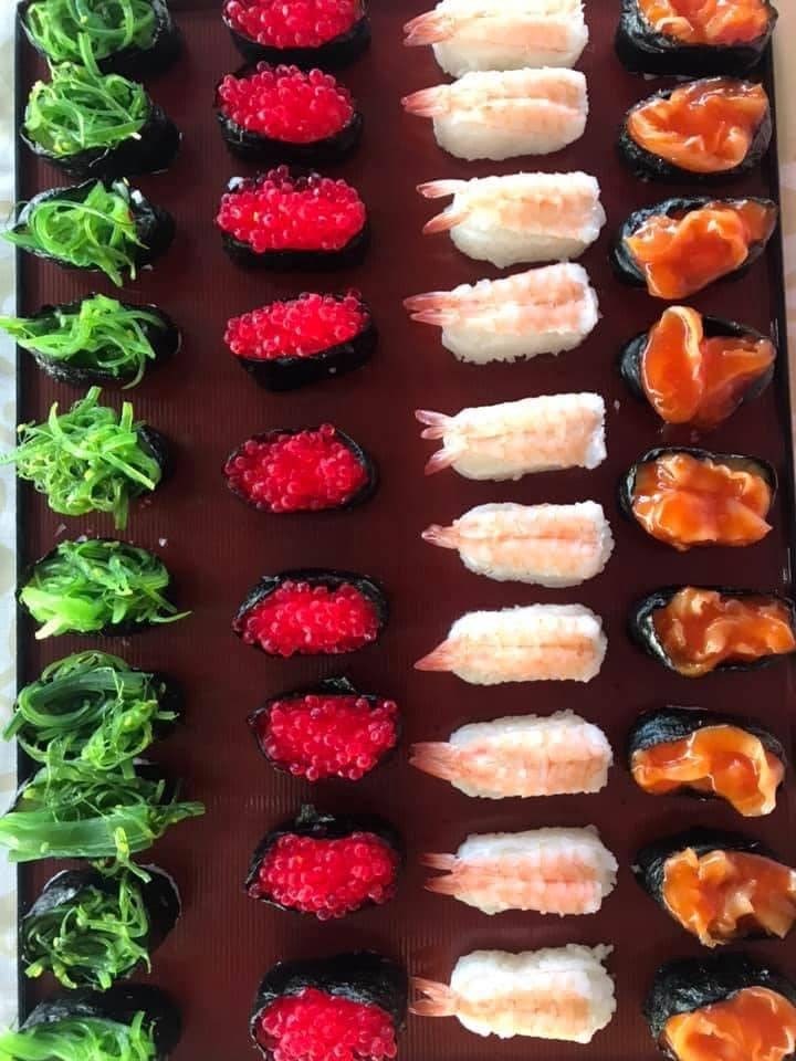ซูชินำร่อง  ขอบอกว่าถ้ามาช้าจะไม่ได้เห็นหน้าซูชิ  เรื่องจริงไม่ได้หรอก