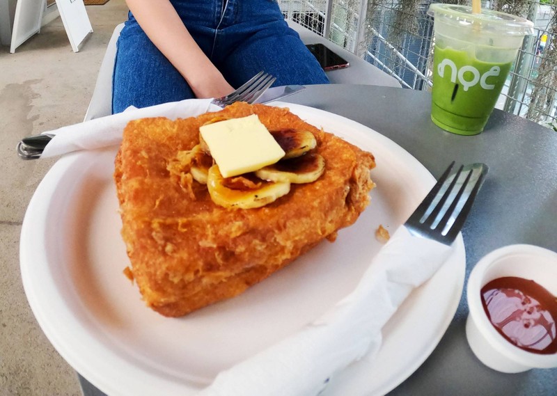 เอ่อ....เราไม่ค่อยชอบนะ ทั้งขนมและเครื่องดื่ม