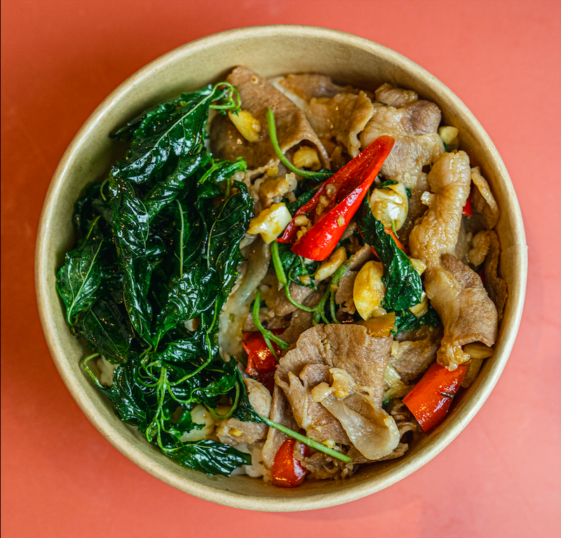 ข้าวกะเพราหมูชาบูกะเพรากรอบ