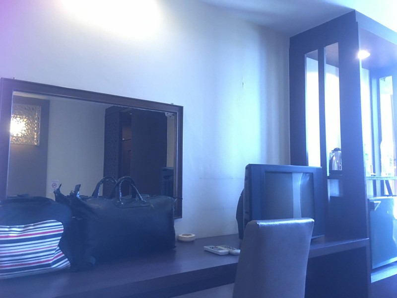 พักสองคืน ห้องนำแฉะมากมีท่อตรงกลาง