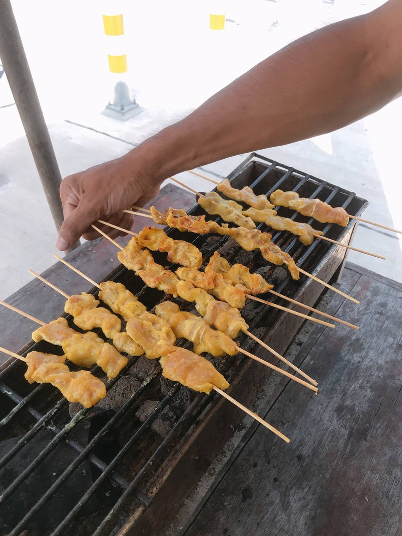 หมูสะเต๊ะ