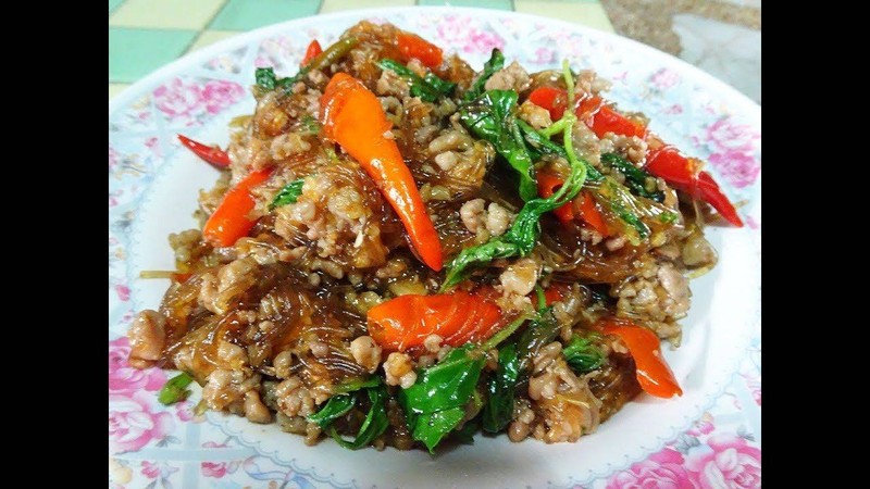 กระเพราวุ้นเส้นหมูสับ