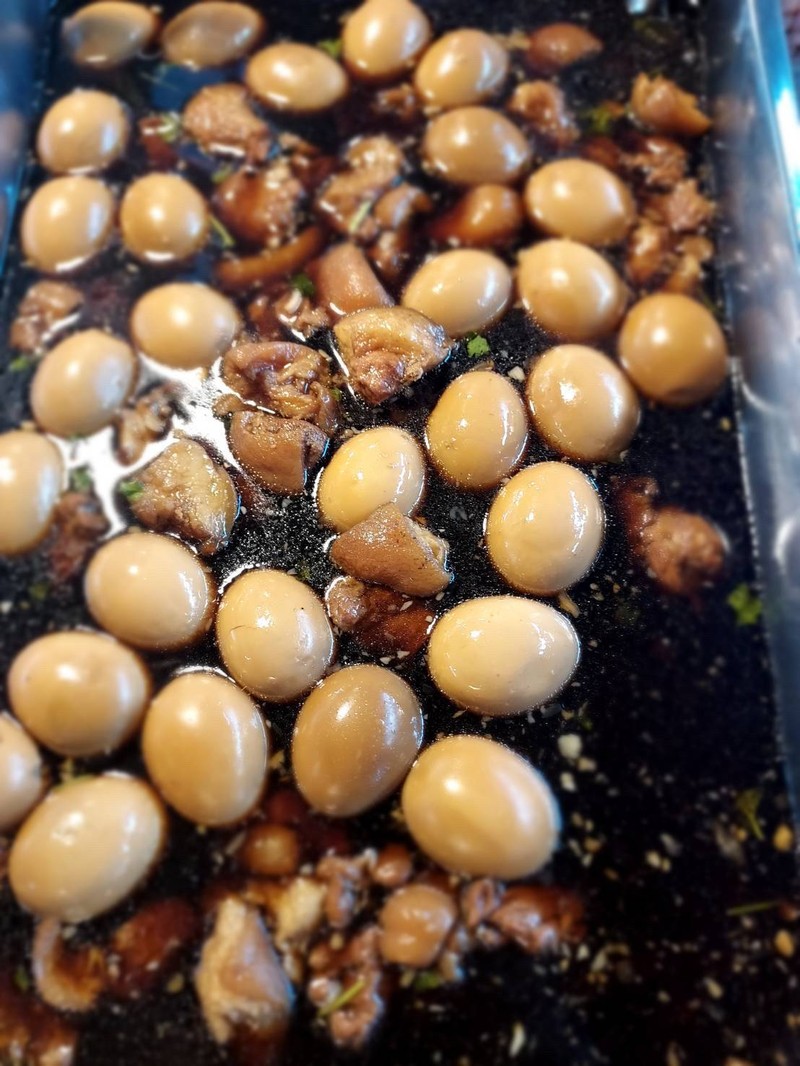 ไข่พะโล้ขาหมู