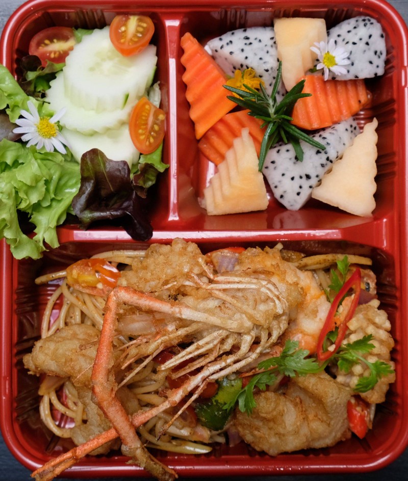 ขอบอกว่าคุ้มมากกกกกก... เซทนี้เพียงแค่ 89 บาทเท่านั้น สปาเก็ตตี้ผัดซอสต้มยำ พร้อ