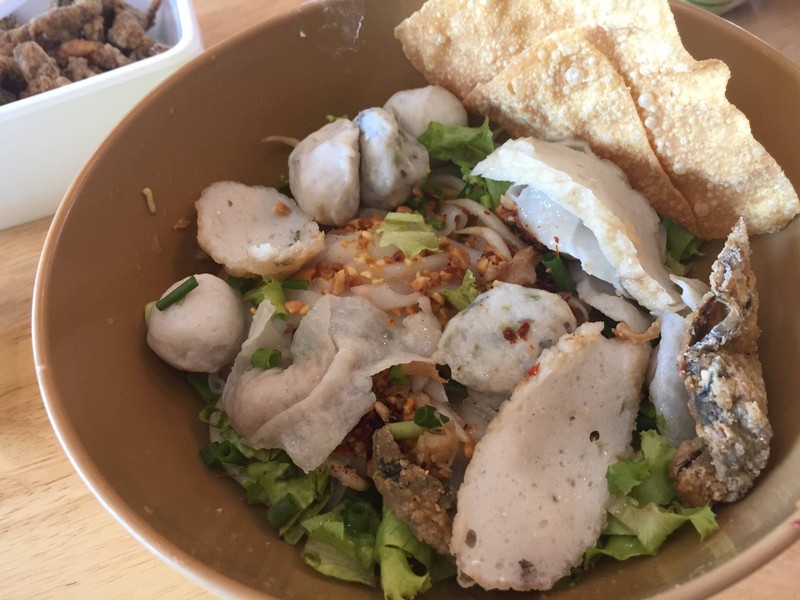 เส้นใหญ่