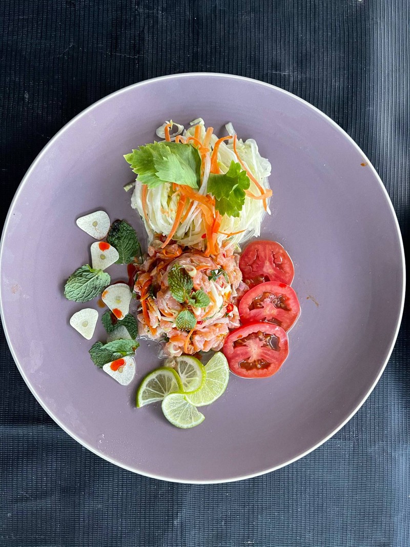 พล่าแซวม่อน