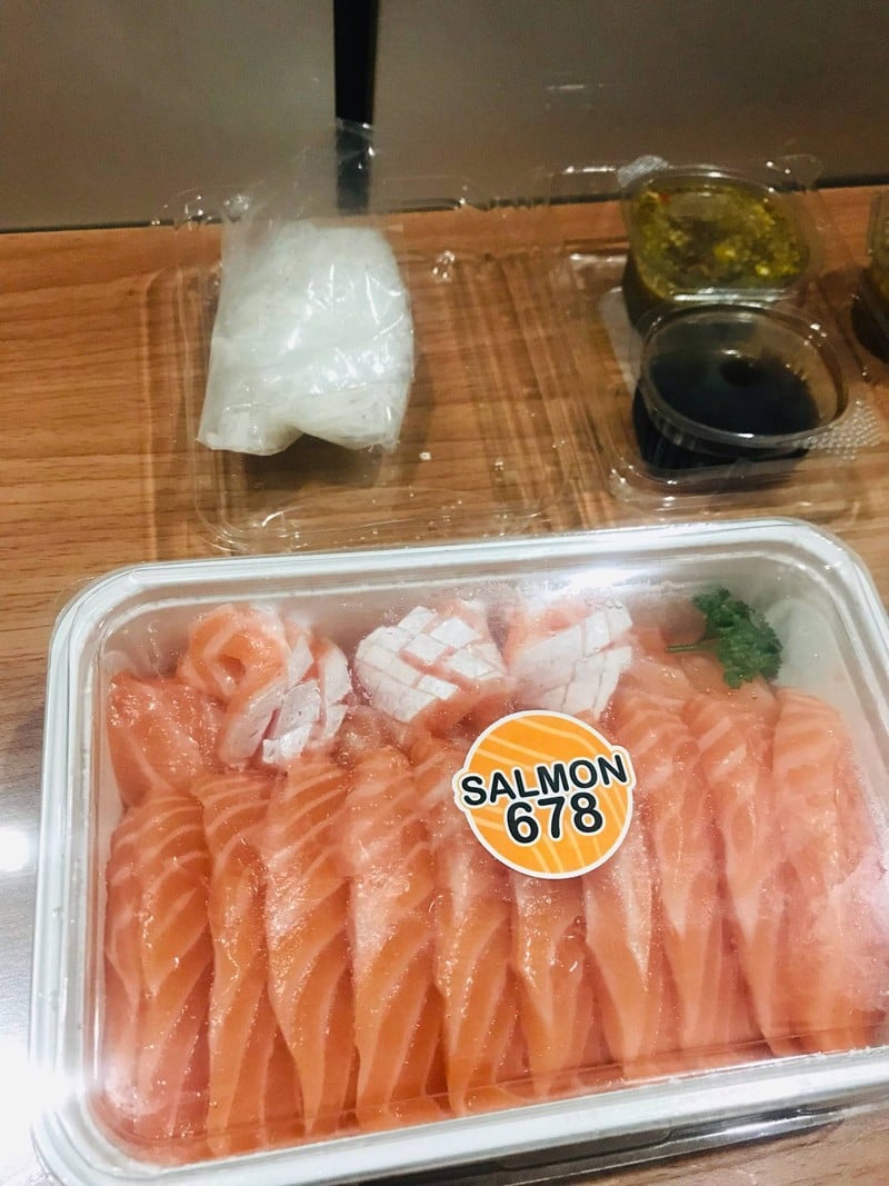 เนื้อแน่น น้ำจิ้มซีฟู้ดดีเลย โชยุหอม