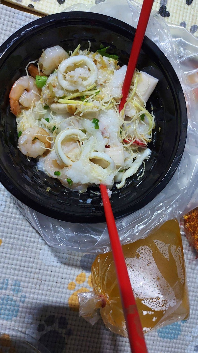 พยายามหาไข่เผื่อหมกอยู่ด้านล่างสรุปไม่ได้ไข่มาค่ะ เสียความรู้สึก