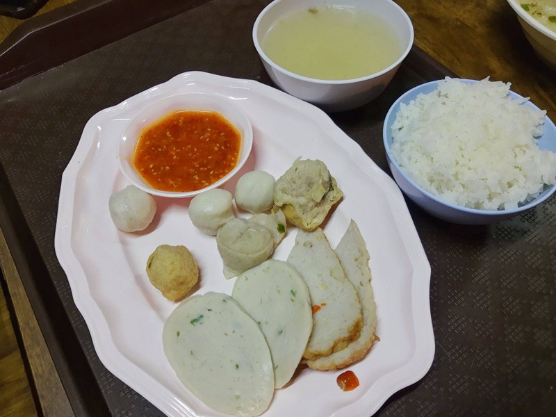 ทายาทร้านก๊วยเตี๋ยวปลาเจ้าดังกลางเมืองเชียงใหม่ มาเปิดไลน์อาหสรเพิ่ม การันตีในคว