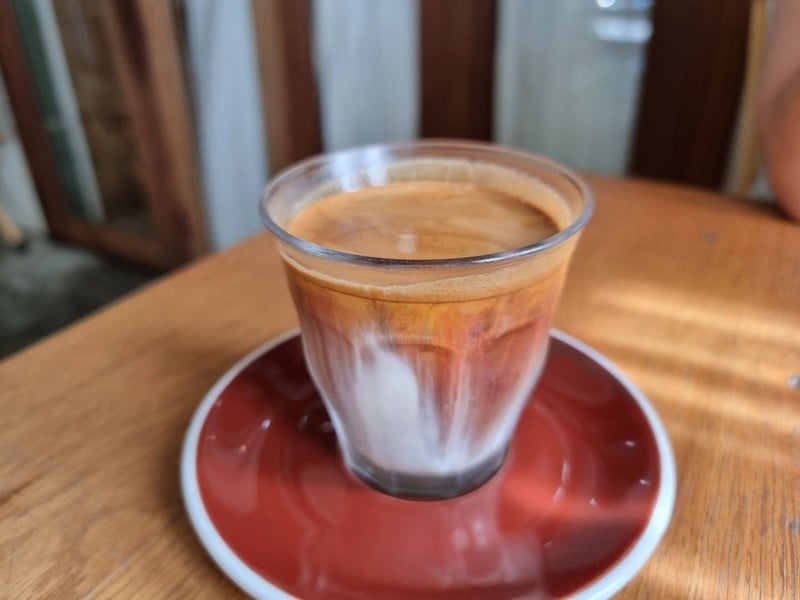 เมนูนี้...อร่อย ขอบอกต่อ นมสดหอมอร่อย ไม่หวานแต่หอมมาก ทานคู่กับกาแฟแล้วบอกเลยต้