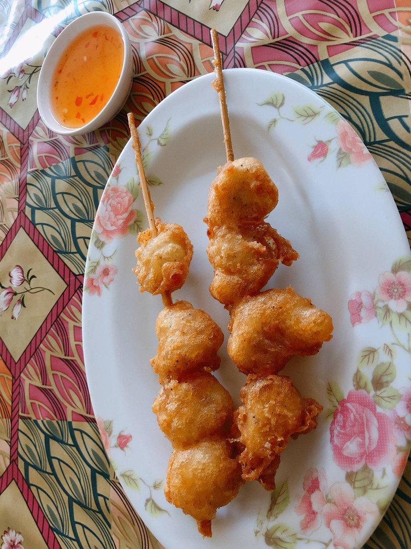 ลูกชิ้นปลาทอด ไม้ละ 5 บาท