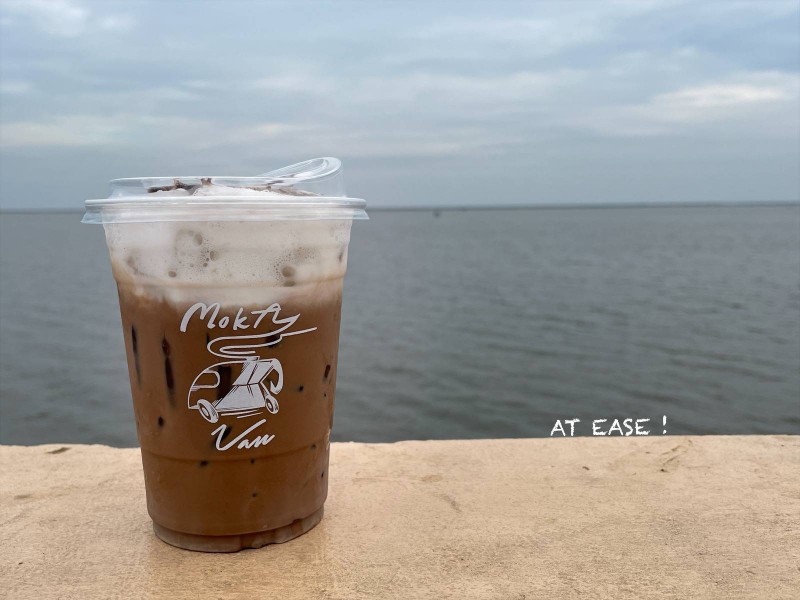 40.- บาทไทย