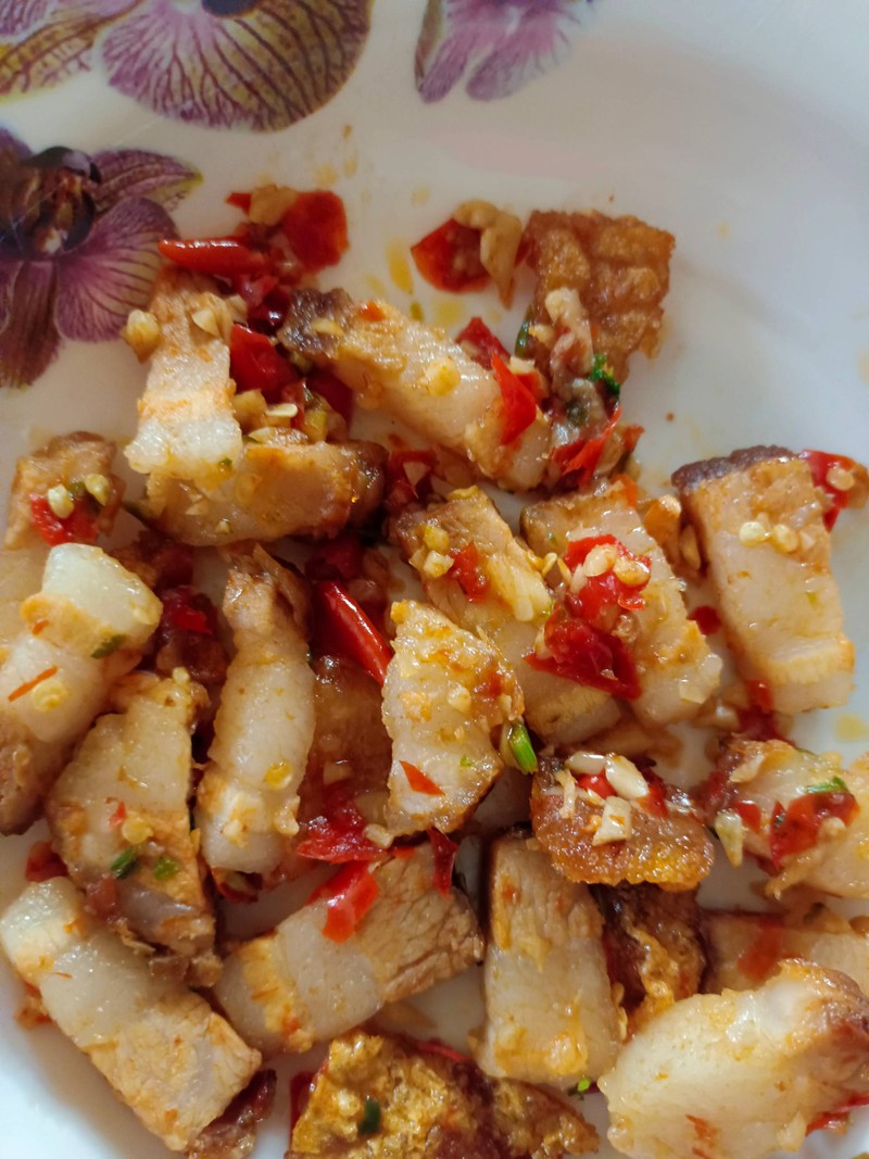 มีแต่เนื้อมันหมูนิดเดียว