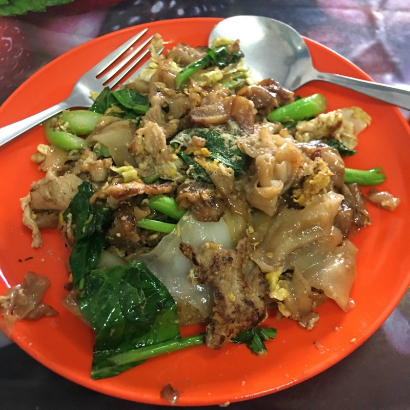 ผัดซีอิ๊วหมู