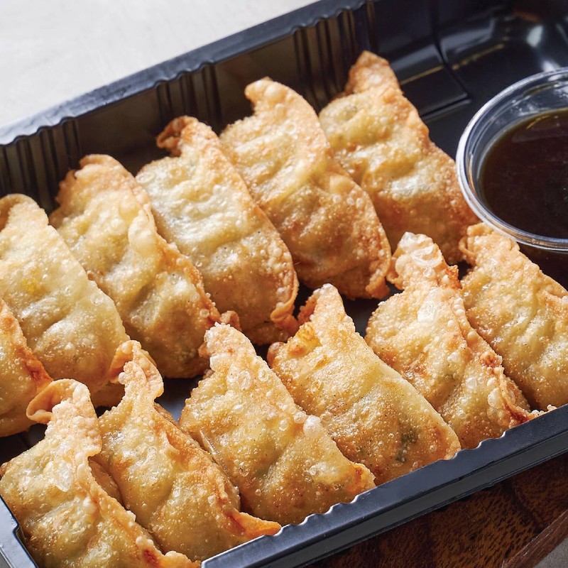 เกี๊ยวซ่า (12 ชิ้น)