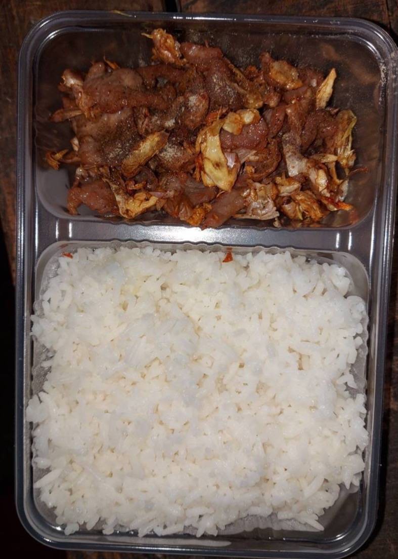 หมูกระเทียมอร่อยมากกกกกกกก