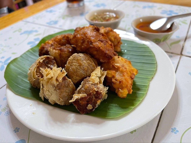 นี่ก็อร่อย ของกินเล่นที่บอกว่าสั่งมาแล้วกินจริงจังเลย😄