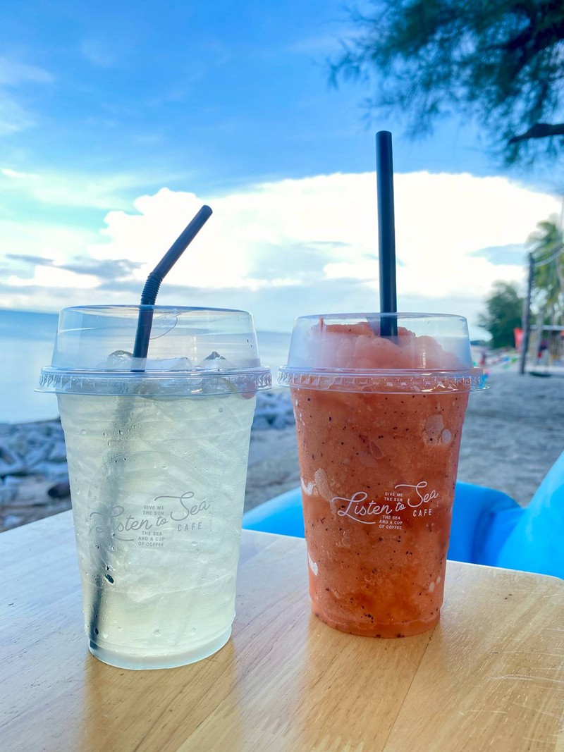 น้ำช่อดอกมะพร้าว, สตรอเบอรี่ เสาวรสปั่น